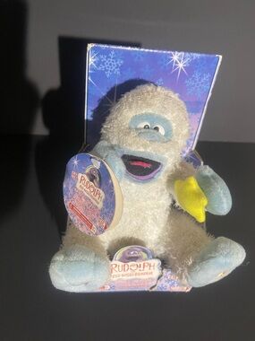 Plush Yeti in White & Light Blue with Yellow Star